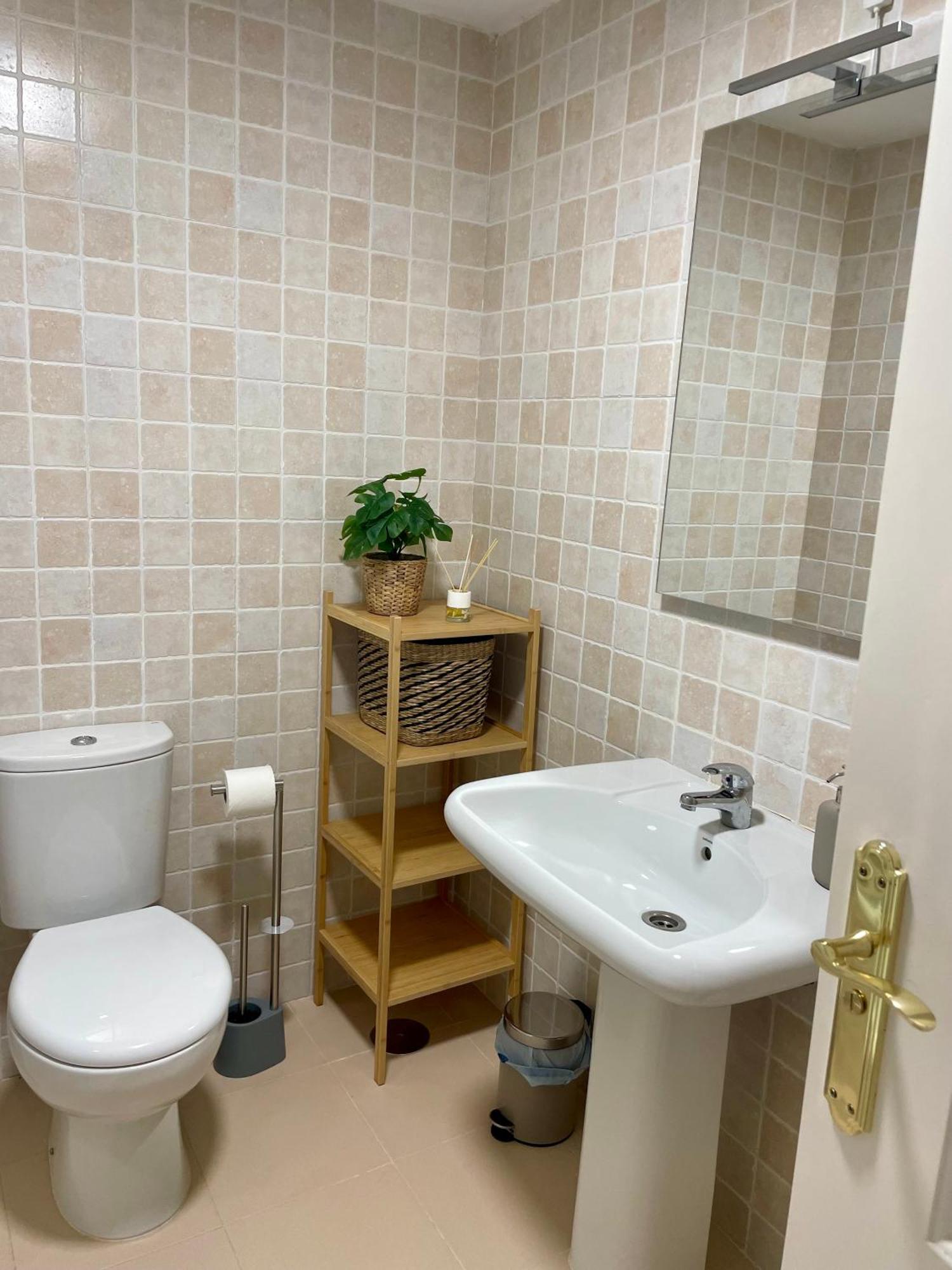 Mues 2 Bedrooms