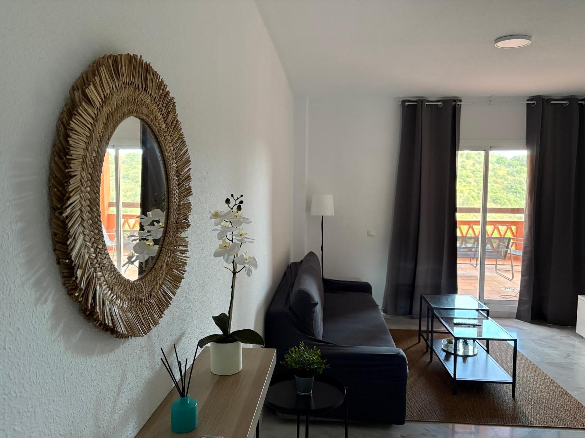 Mues 2 Bedrooms Apartment *